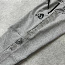 格安送料 Mサイズ 新品 adidas アディダス トラックパンツ ジョガーパンツ ボトムス ジャージ スウェット グレー 灰色 H28789_画像4