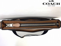 極美品★送料無料★ コーチ メンズ COACH レザー ヴァーシティ ストライプ クロスボディ ショルダーバッグ 斜め掛け_画像5