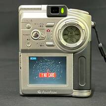 BDg043R 60 FUJIFILM FinePix 4700Z ファインピクス 単3電池式 コンパクトデジタルカメラ シルバー デジカメ ジャンク_画像2