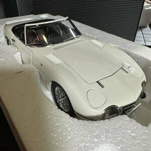 激レア！ 絶版未展示品 オートアート1/18トヨタ2000GT カブリオレ