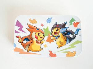 【ポケモン】 ポケモンセンター プチ缶コレクション 『メガポンチョを着たピカチュウ』 リザードン メガリザードン