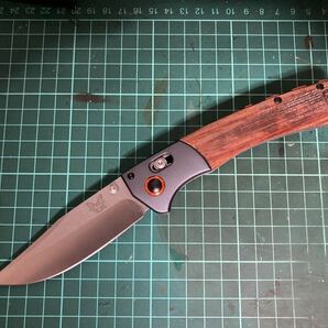 Benchmade 15080-1 Crooked ベンチメイド ナイフ ブラウン / 登山 釣り キャンプ ブッシュクラフト クマ対策 護身用 狩猟 鹿狩 猪狩 熊狩の画像2