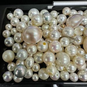 真珠まとめ 重量約200.1g パール 本真珠 淡水パール マベパール ルース アクセサリー 穴あき イミテーション 半円真珠 裸石 pearl 大量の画像4