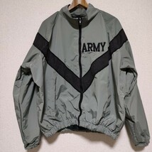 【米軍】US.ARMY　トレーニングジャケット　アーミージャケット　IPFUジャケット　リフレクター　04s製　M相当　_画像2