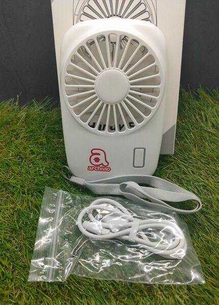 充電式ハンディファン (ポケットサイズ)