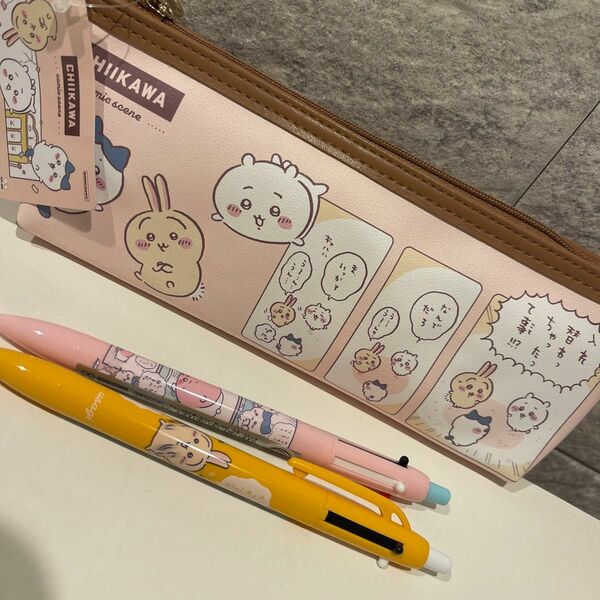 ・ちいかわ シャープ&2色ボールペン コミック柄 ピンク　シャーペン２本セット【新品、未使用】