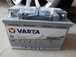 E39 570-901-076 AGM VARTA バルタ ドイツ製 輸入車用バッテリー スタートアンドストップ VW 中古品