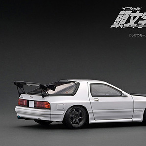 WEB限定品 イグニッションモデル「1/18 頭文字D Mazda Savanna RX-7 Infini (FC3S) White With Mr. Ryosuke Takahashi」（IG2877）の画像2