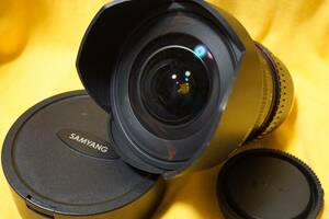 【実用中古】SAMYANG 14mm F2.8 SONY Eマウント用 単焦点広角レンズ