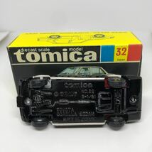 トミカ　日本製　黒箱　32 トヨタ　カローラ　４ドアセダン　当時物　絶版　パトロールカー　②_画像5