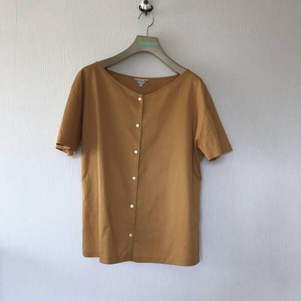 未使用・ヴャストリゼールノ・ブラウス・レィーデー婦人・ファッション小物・服飾小物 サイズ : M