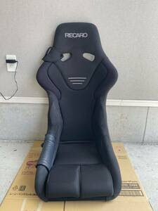 RECARO フルバケ RS-G GK ブラック赤ステッチ　シートベルトカバー　背面カバー　サイドプロテクター込み