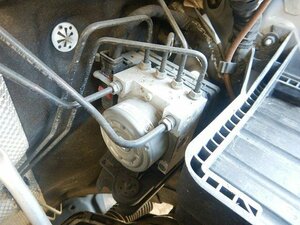 VW ゴルフ7 5G 2015年 AUCJZ ABSアクチュエーター/ABSユニット 5Q0614517L (在庫No:518013) (7564)