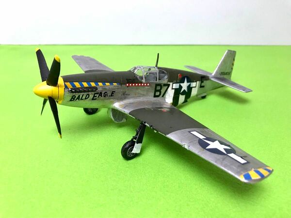 ミリタリープラモデル　完成品　モノグラム　1/48 ムスタング P-51B