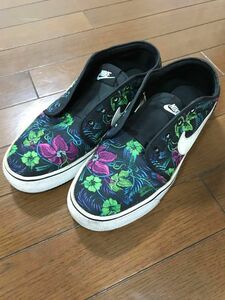 NIKE ナイキ スニーカー　花柄　ボタニカル　27cm