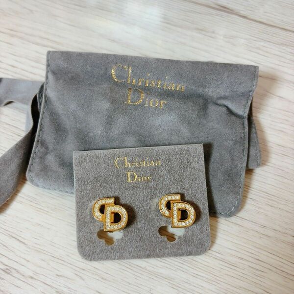 【新品未使用】Christian Dior アクセサリー イヤリング CDロゴ