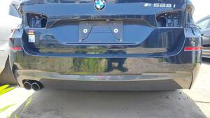BMW 5シリーズ F11 Mスポーツ 純正 リア バンパー schwarz 【　alpineweissも在庫あり　】