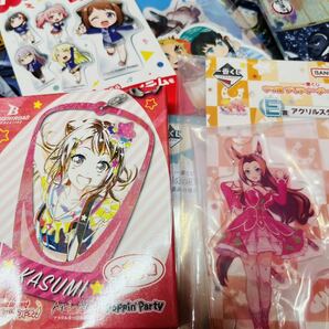 アニメ キャラクター雑貨 バッジ 大量 まとめ アクリルスタンド ウマ娘 鬼滅の刃 呪術廻戦 ワートリ 五等分の花嫁 270点以上 KB-004の画像7