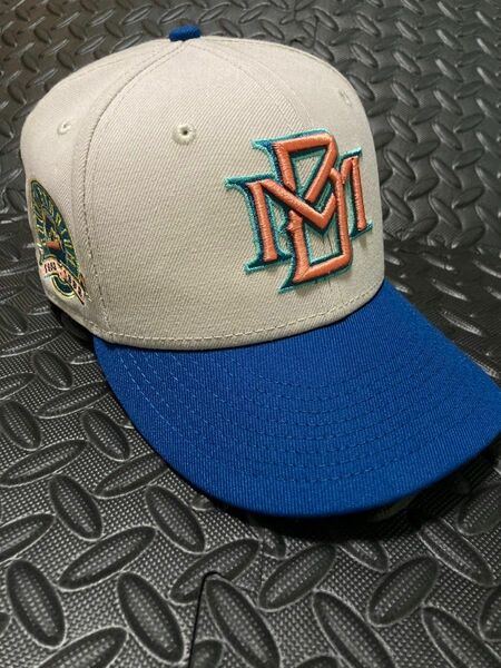 ニューエラ キャップ 59FIFTY 帽子　ミルウォーキーブリュワーズ　トロピカル　海外