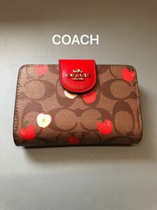 COACH コーチ 二つ折り 折財布 二つ折り財布 財布　りんご　林檎　アウトレット