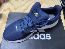 アディダス　adidas スニーカー　22.5cm_画像1