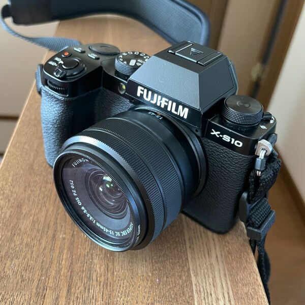 FUJIFILM x-s10 