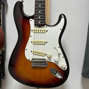 Fender Japan ストラトキャスター JVシリアル 83年製 モディファイ ハンプバック エンジニアリング ST62-65 即戦力 ジョン フルシアンテ