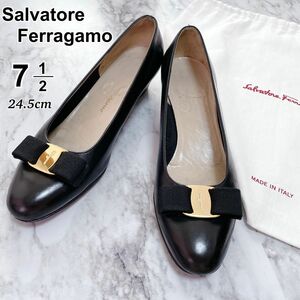 サルヴァトーレフェラガモ ヴァラ リボン パンプス 黒24.5cm 本革 Salvatore Ferragamo イタリア製