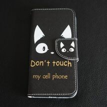 iPhoneSE 第二世代 第三世代 iPhone8 iPhone7 SE2 ネコ 猫 黒猫 ケース スマホケース 手帳型 スマホ_画像2