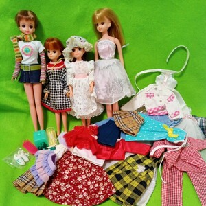 TAKARA タカラ 3代目リカちゃん 初代ジェニー 着せ替え人形ジャンクまとめて　人形4体他洋服など20点以上