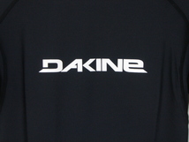 DAKINE ダカイン AH231852BLK メンズ Lサイズ 半袖ラッシュガード ラグラン型 ブラック色 ロゴもの Logo ライクラ Lycra 新品 送料無料_画像2
