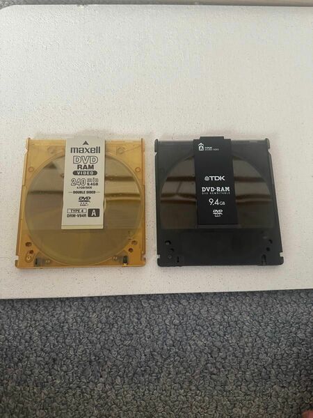 中古品　DVD-RAM 　両面　9.4GB type4 カートリッジ付き　2枚