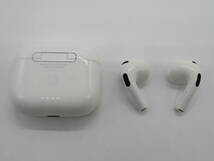 Apple Airpods　第3世代　A2565 A2564 A2566　中古品　ユモ1ー16A　_画像1