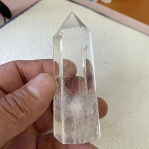 ブラジル産白い 水晶クラスター 能量六角柱　(幸運水晶原石)A17