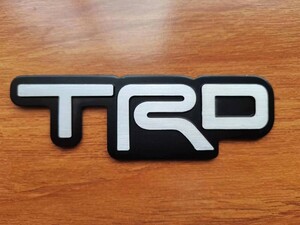 ◆新品◆トヨタ TRD◆カーステッカー エンブレム プレート フェンダーバッジ シール◆強粘着力◆