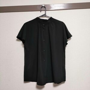GU　ドレープバンドカラーシャツ　 半袖ブラウス シャツ　シンプル　 黒　サイズM