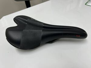 フィジーク　アリアンテ VSX カーボンレール　FIZIK ALIANTE VSX CARBON　中古品