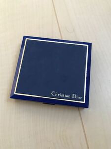 Parfums Christian Dior made in france puff .-m Christian Dior cosme cosmetics beauty France eyeshadow powder 