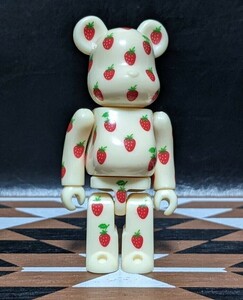 BE@RBRICK ベアブリック シリーズ29 PATTERN パターン 苺 イチゴ 現品のみ D231151