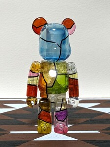 BE@RBRICK ベアブリック 阪急うめだ ステンドグラス ベアブリック 現品のみ 訳あり D240558