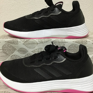 ◆送料込◆22.5 アディダス adidas スニーカー 黒 04 0510