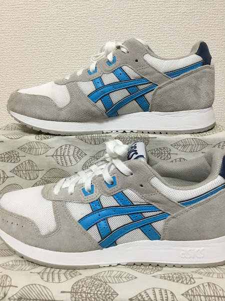 ◆美品 送料込◆25.5 アシックス ASICS スニーカー 白 03◆0517