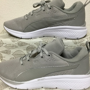 ◆美品 送料込◆25.0 プーマ PUMA スニーカー グレー 04◆0530