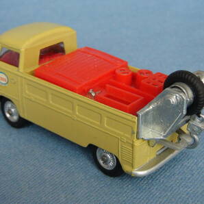 【希少】1960年代古いイギリス・コーギー1/43位VWタイプ2/T1レッカー車/トーイングカー鶯色・美品の画像6