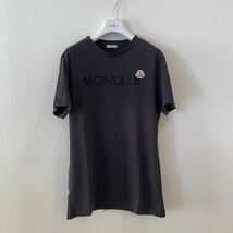 サイズXL Moncler ロゴ+ワッペン　BLACK _画像3