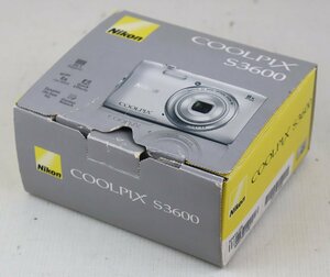 S★ジャンク品★コンパクトデジタルカメラ 『COOLPIX/クールピクス S3600 クリスタルシルバー』 Nikon/ニコン 発売:2014年