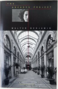 S◇中古品◇洋書/英語 Walter Benjamin/ベンヤミン 『The Arcades Project/パサージュ論』 BELKNAP HARVARD 1073ページ ペーパーバック