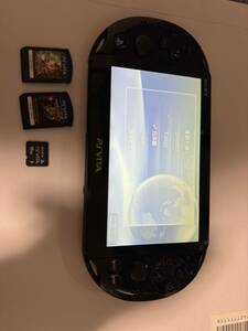 PlayStation Vita Wi-Fiモデル ブラック (PCH-2000ZA11) 純正メモリーカード16GB マインクラフト 進撃の巨人カセット付き