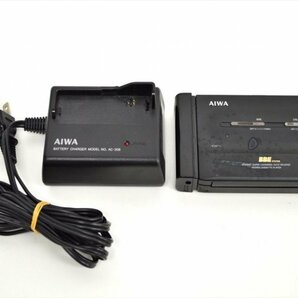 KM561●ジャンク品●AIWA アイワ カセットプレーヤー HS-PL50 充電器 AC-208付きの画像1