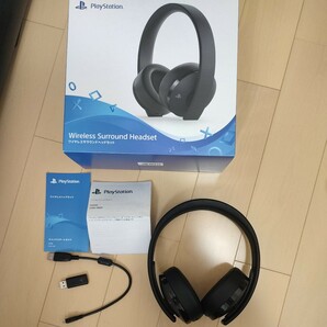 PS4 ワイヤレスサラウンドヘッドセット CUHJ-15007 中古動作品 SONYの画像1